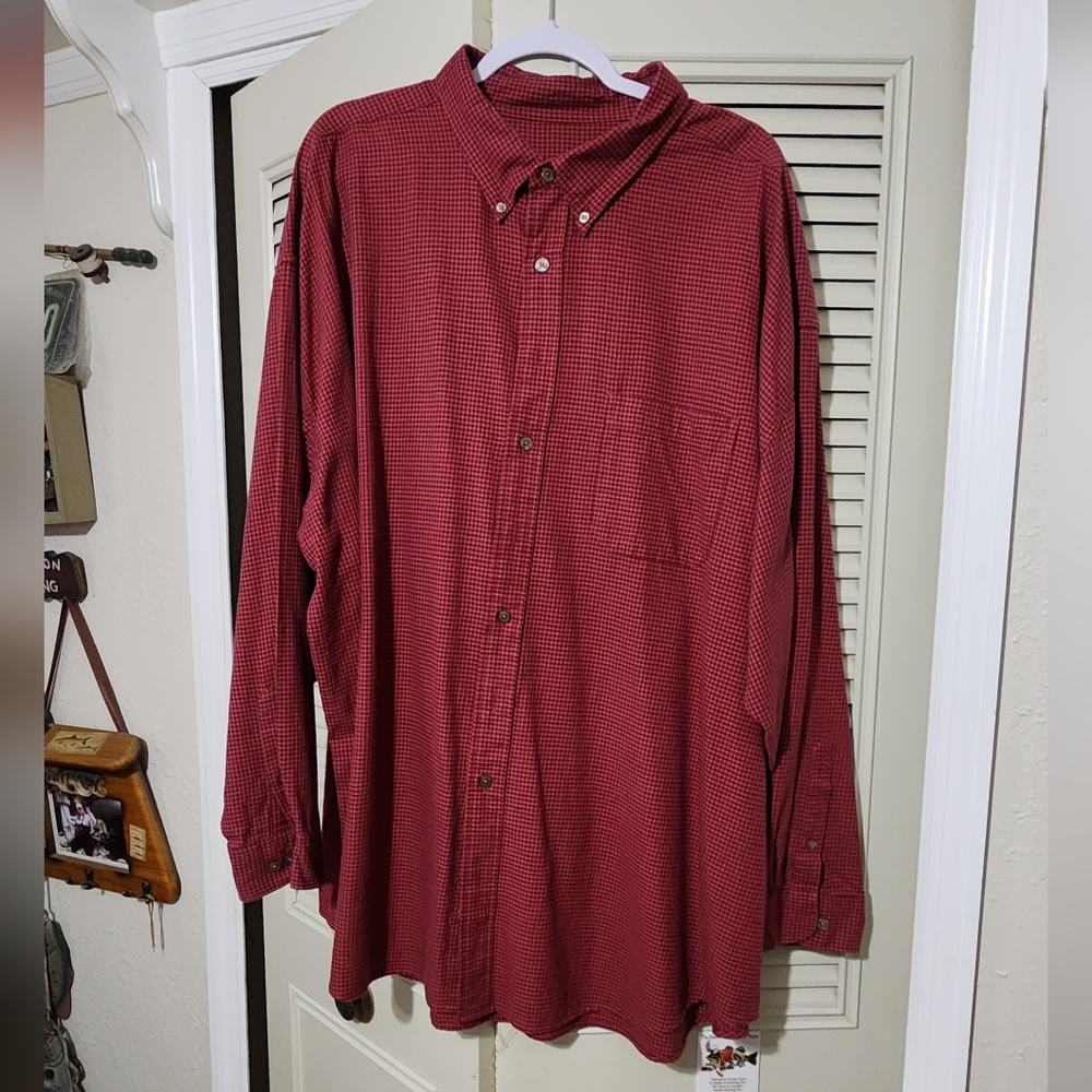 Izod Men's button down shirt